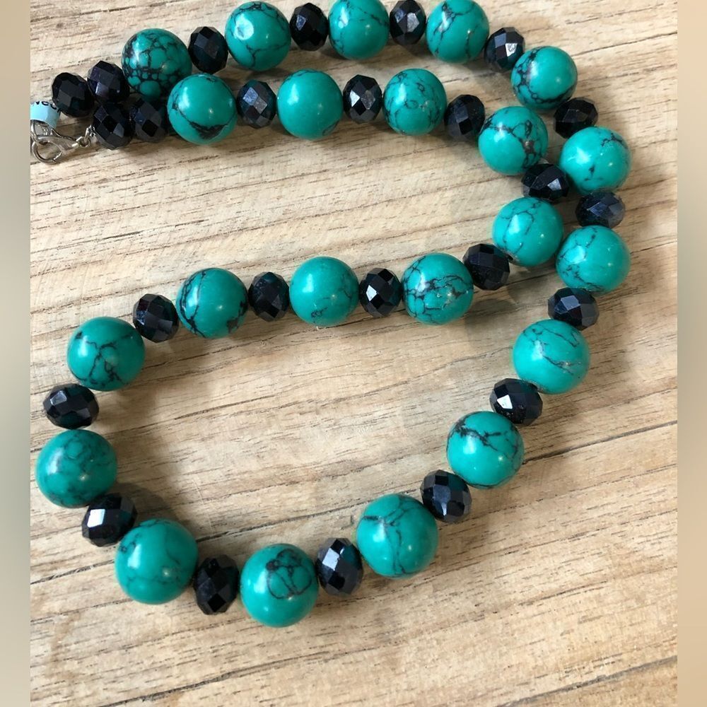 Turquoise Teal Round Stone Black Beaded Necklace
